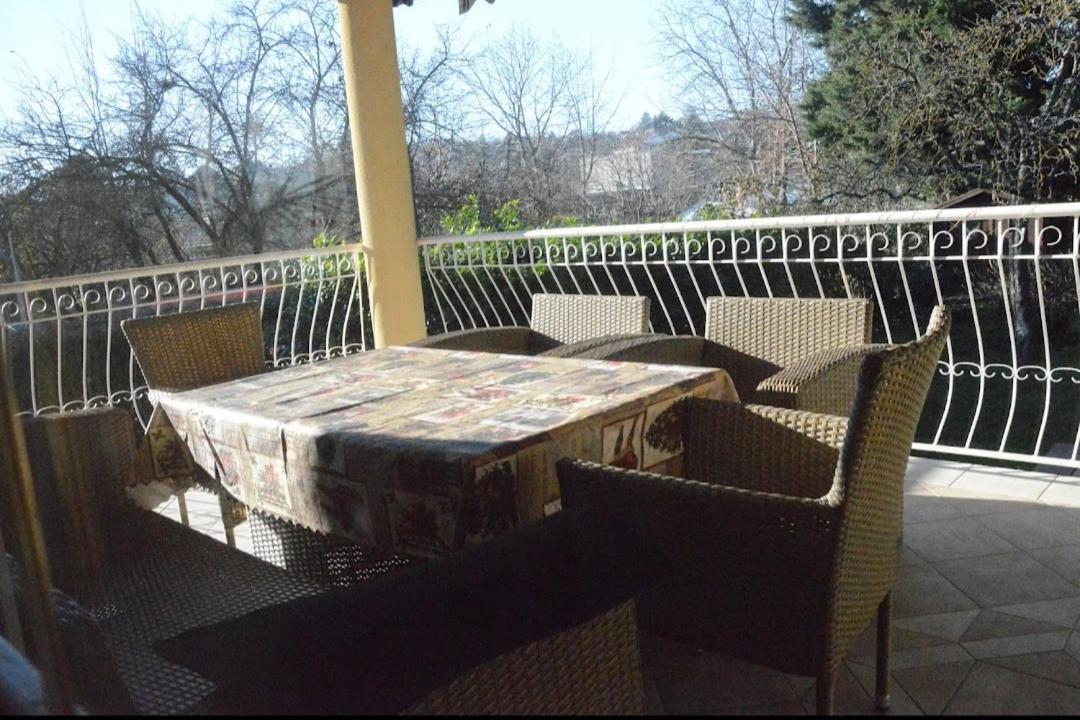 Villa Csilla Elegant House Эрд Экстерьер фото